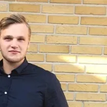 Christian søger job som 